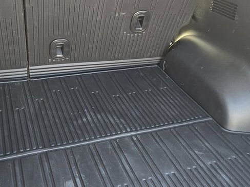 Used 2023 Kia Sportage EX image 10