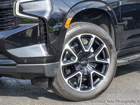 Used 2024 Chevrolet Tahoe RST w/ Luxury Package AWD/4WD image 4