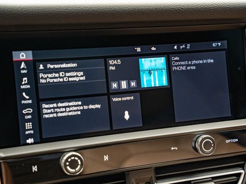 Certified 2023 Porsche Macan S AWD/4WD image 38
