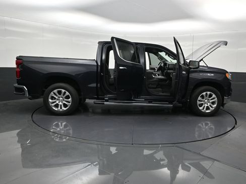 Used 2022 Chevrolet Silverado 1500 LTZ RWD image 33