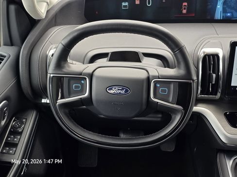 Used 2025 Ford Expedition Max Platinum AWD/4WD image 32