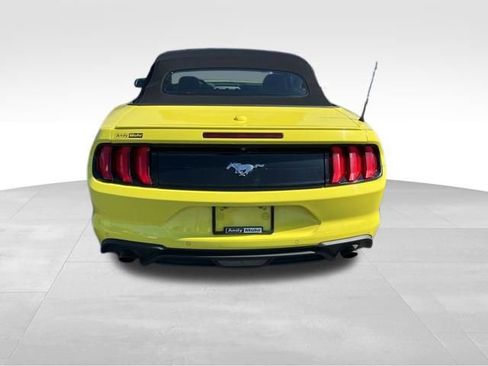 Used 2021 Ford Mustang Premium image 6
