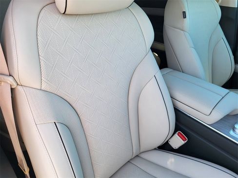 New 2026 Genesis GV80 2.5T Advanced image 15