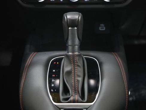 Used 2024 Honda HR-V Sport image 18