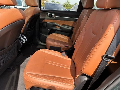 Used 2022 Kia Sorento SX Prestige w/ Rust Color Package image 15