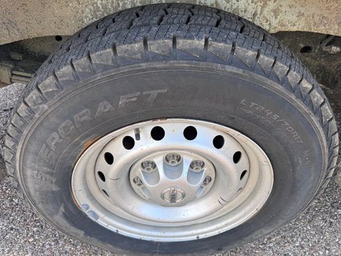 Used 2019 Nissan NV 2500 S image 14