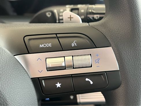 New 2026 Hyundai Tucson Blue SE AWD/4WD image 32