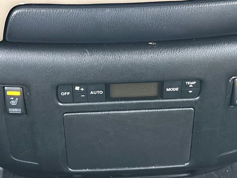 Used 2017 Nissan Armada Platinum w/ Captain Seat Package image 24