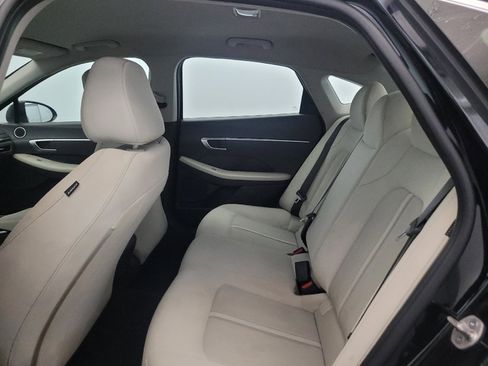 Used 2023 Hyundai Sonata SE w/ Cargo Package FWD image 18