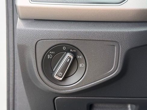 Used 2019 Volkswagen Atlas SE FWD image 15