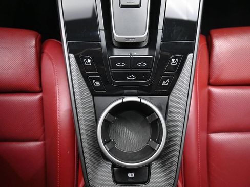 Used 2020 Porsche 911 Carrera S RWD image 18