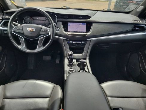Used 2024 Cadillac XT5 Premium Luxury AWD/4WD image 17