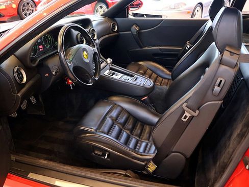 Used 1998 Ferrari 550 Maranello image 4