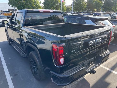 Used 2025 GMC Sierra 1500 Elevation w/ Elevation Premium Package AWD/4WD image 2