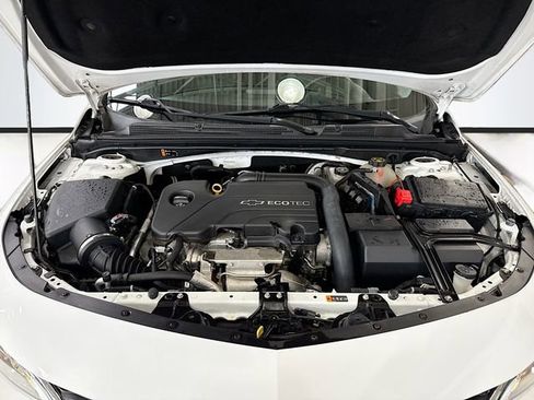 Used 2016 Chevrolet Malibu LT image 28