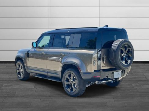 New 2026 Land Rover Defender 110 S AWD/4WD image 3