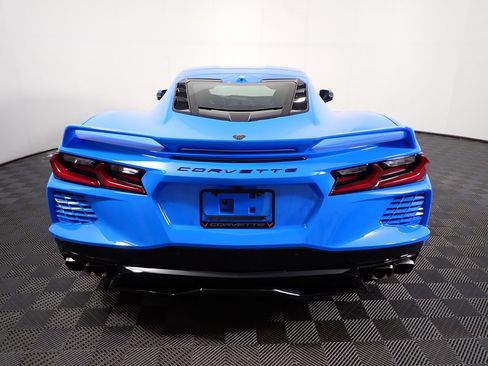 Used 2022 Chevrolet Corvette Stingray Premium Cpe w/ Z51 Performance Package RWD image 16