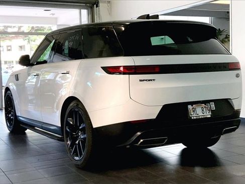 Used 2023 Land Rover Range Rover Sport SE image 5