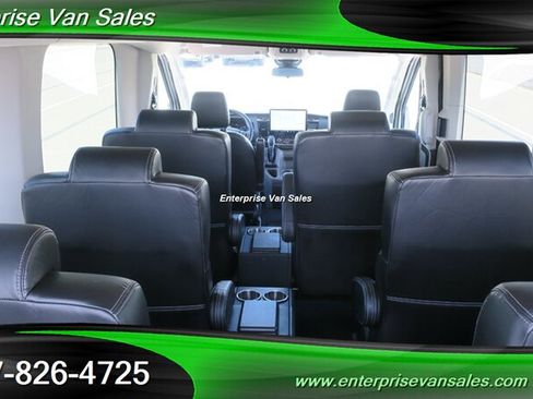Used 2023 Ford Transit 350 XLT RWD image 13