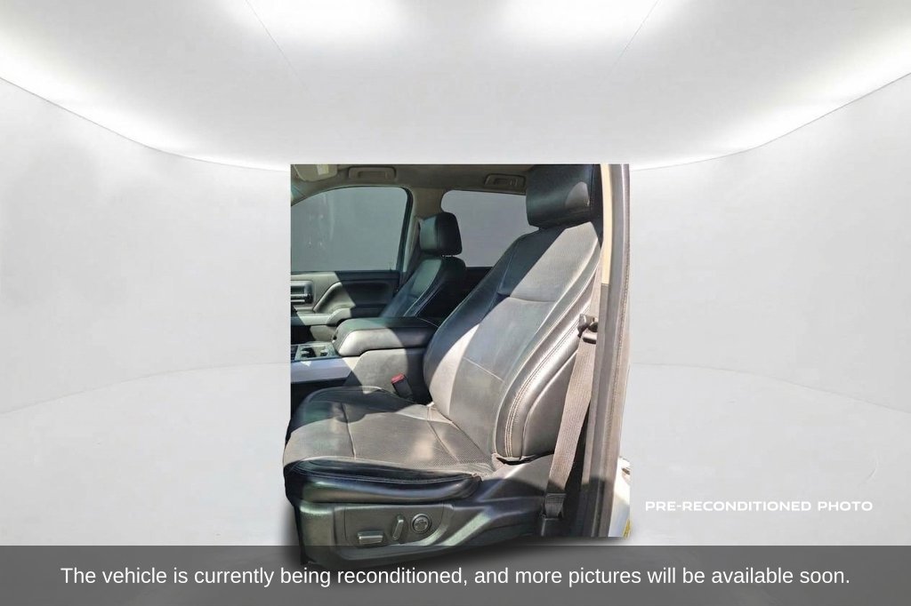 Used 2017 Ford F150 Lariat w/ Equipment Group 502A Luxury AWD/4WD image 9