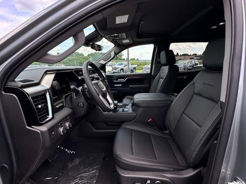 New 2026 GMC Sierra 1500 Denali w/ Denali Reserve Package AWD/4WD image 16