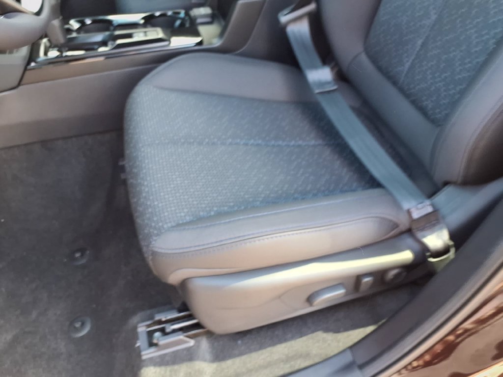 New 2026 Subaru Forester Premium AWD/4WD image 17