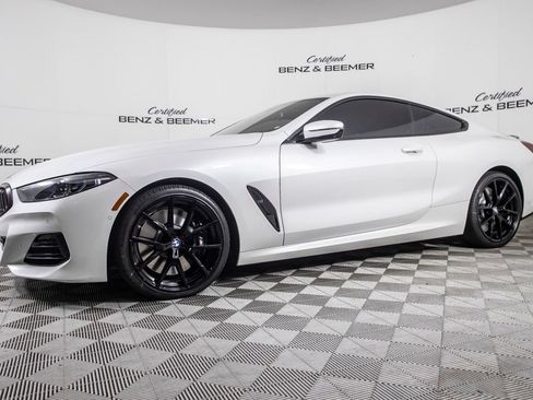 Used 2023 BMW 840i Coupe w/ M Sport Professional Package RWD image 9