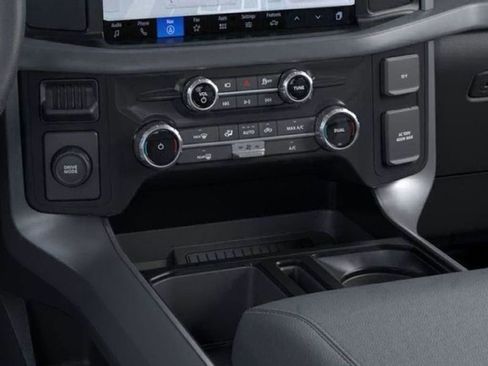 New 2025 Ford F150 XLT w/ Equipment Group 301A Standard image 32
