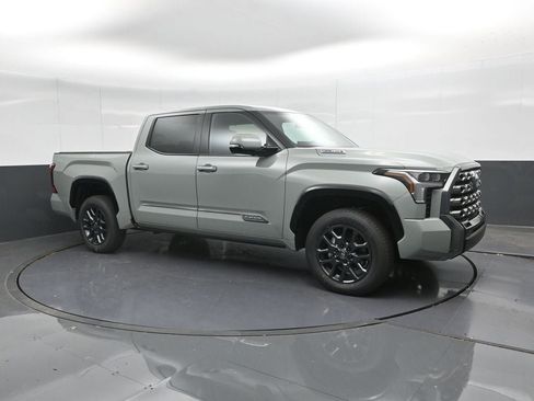 New 2026 Toyota Tundra Platinum AWD/4WD image 4