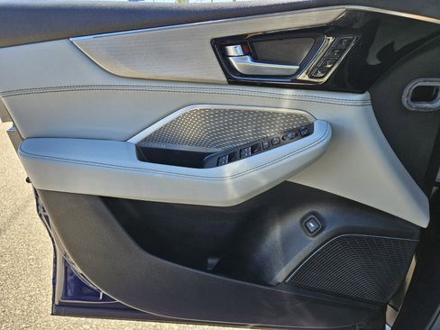 Used 2024 Acura MDX SH-AWD w/ Advance Package image 27