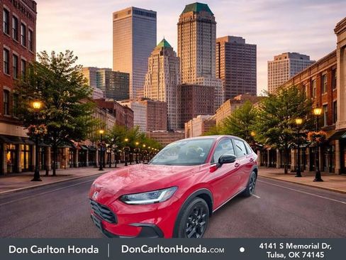 Certified 2025 Honda HR-V Sport image 3