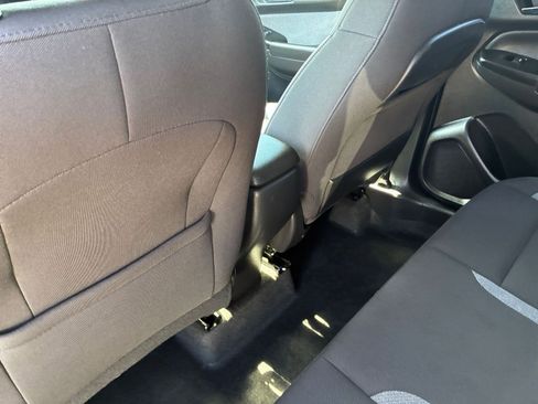Used 2025 Chevrolet TrailBlazer LT FWD image 23
