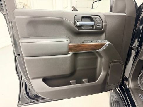 Used 2021 GMC Sierra 1500 SLT w/ SLT Premium Package AWD/4WD image 22