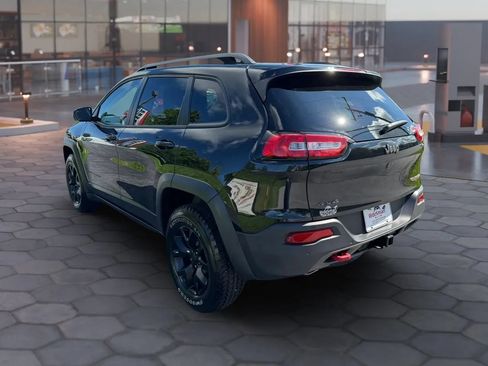 Used 2014 Jeep Cherokee Trailhawk w/ Technology Group AWD/4WD image 9