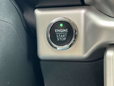 Used 2023 Ford Expedition XLT AWD/4WD image 29