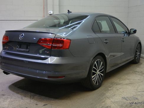 Used 2015 Volkswagen Jetta SE FWD image 6