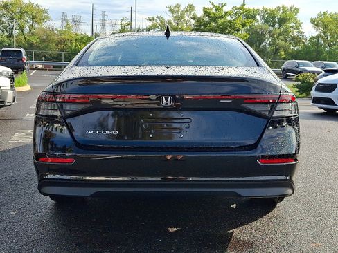 Used 2026 Honda Accord SE image 5