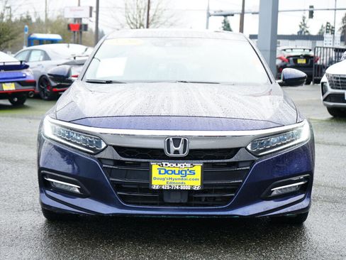 Used 2020 Honda Accord Touring image 2