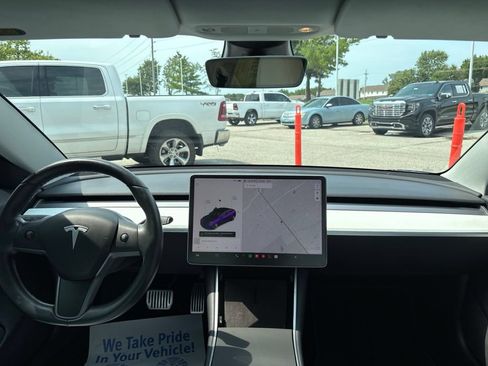 Used 2019 Tesla Model 3 AWD/4WD image 23