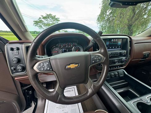 Used 2015 Chevrolet Silverado 2500 High Country w/ Duramax Plus Package AWD/4WD image 16