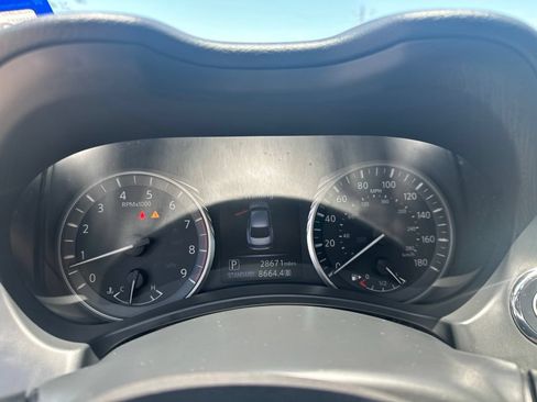 Used 2021 INFINITI Q50 Luxe w/ Cargo Package RWD image 8