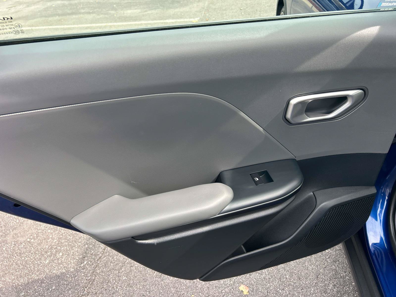Used 2025 Kia K4 FWD image 25