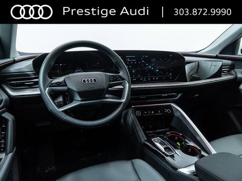 Used 2025 Audi Q5 Premium w/ Convenience Package image 5