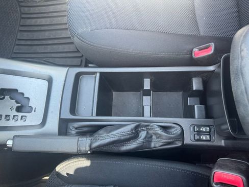 Used 2011 Subaru Forester 2.5X Premium w/ All-Weather Pkg image 20