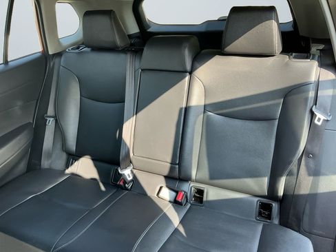 Certified 2024 Toyota Corolla Cross XLE image 15