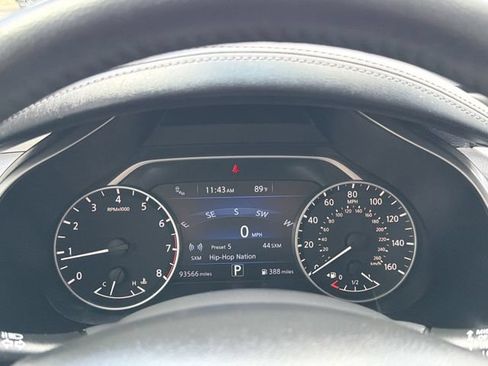 Used 2016 Nissan Murano Platinum w/ Platinum Technology Package FWD image 26