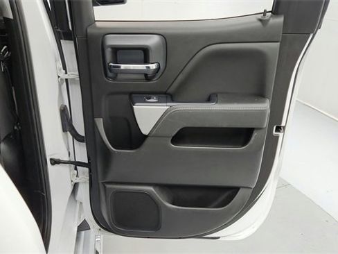 Used 2018 Chevrolet Silverado 1500 LT w/ All Star Edition image 21