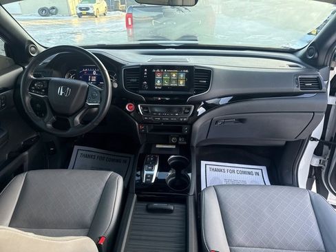 Used 2023 Honda Passport Elite image 13
