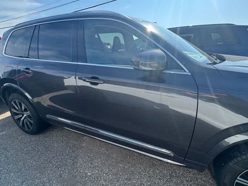 Used 2024 Volvo XC90 B6 Plus w/ Protection Package Premier AWD/4WD image 4