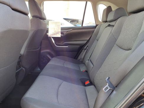 Certified 2021 Toyota RAV4 XLE image 21